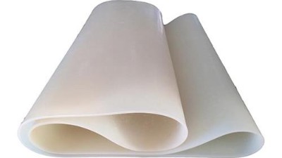 石英石热转印研发：济南安耐输送带如何解决开裂老化难题？