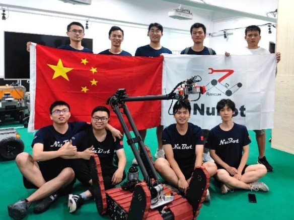 济南安耐研发的机器人履带助力国防科技大学在机器人世界杯夺冠