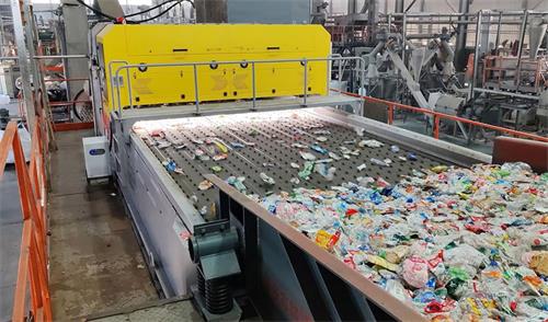 济南安耐光选机皮带：成功破解塑料瓶分选输送难题！