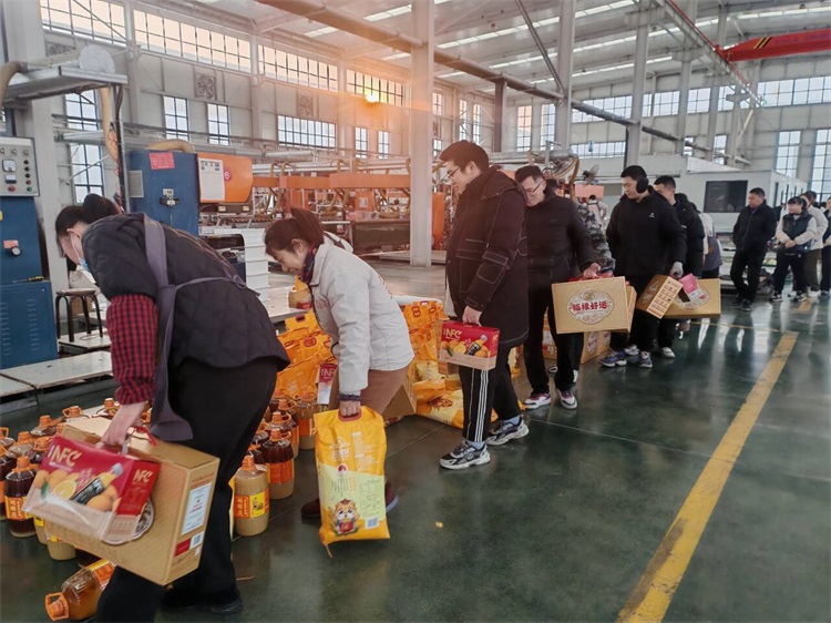 济南安耐输送带厂发福利啦