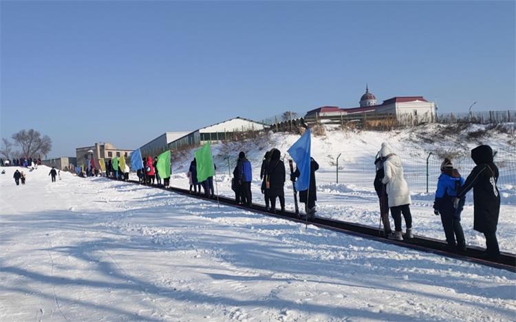 滑雪场魔毯输送带0923-10