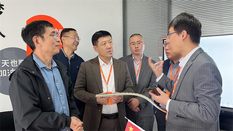 俄罗斯科学院-8