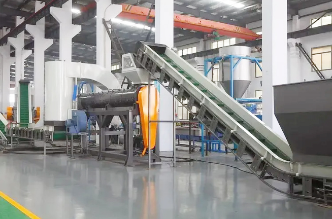 “双碳”方案落地 济南安耐传送带厂家助力环保再生资源产业