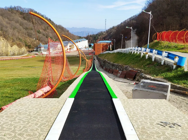 济南安耐魔毯输送带助力游客沉浸式游玩