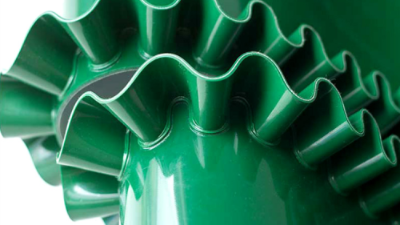 防静电输送带：不仅底带防静电，裙边挡板也能防静电