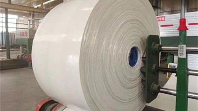 白色橡胶输送带可以应用于哪些领域？济南安耐输送带为您解答